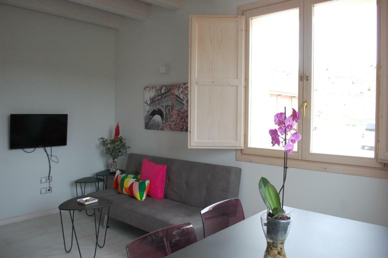 Torres de Albarracín Apartamentos La Harinera מראה חיצוני תמונה